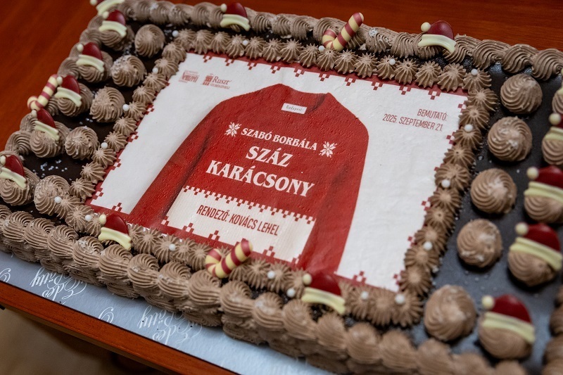 Köszönjük a tortát az Édes Pöttynek!