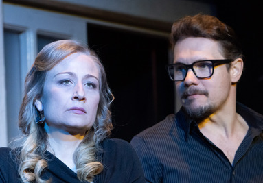 Teljesen idegenek Teljesen idegenek